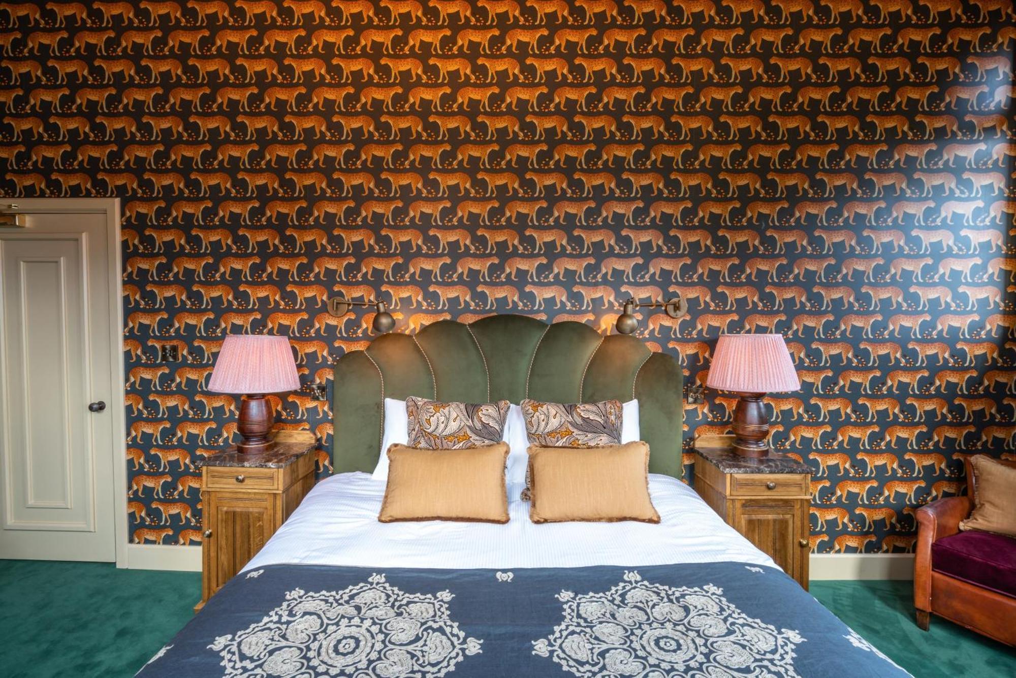 Albero Bedrooms Bedford Esterno foto